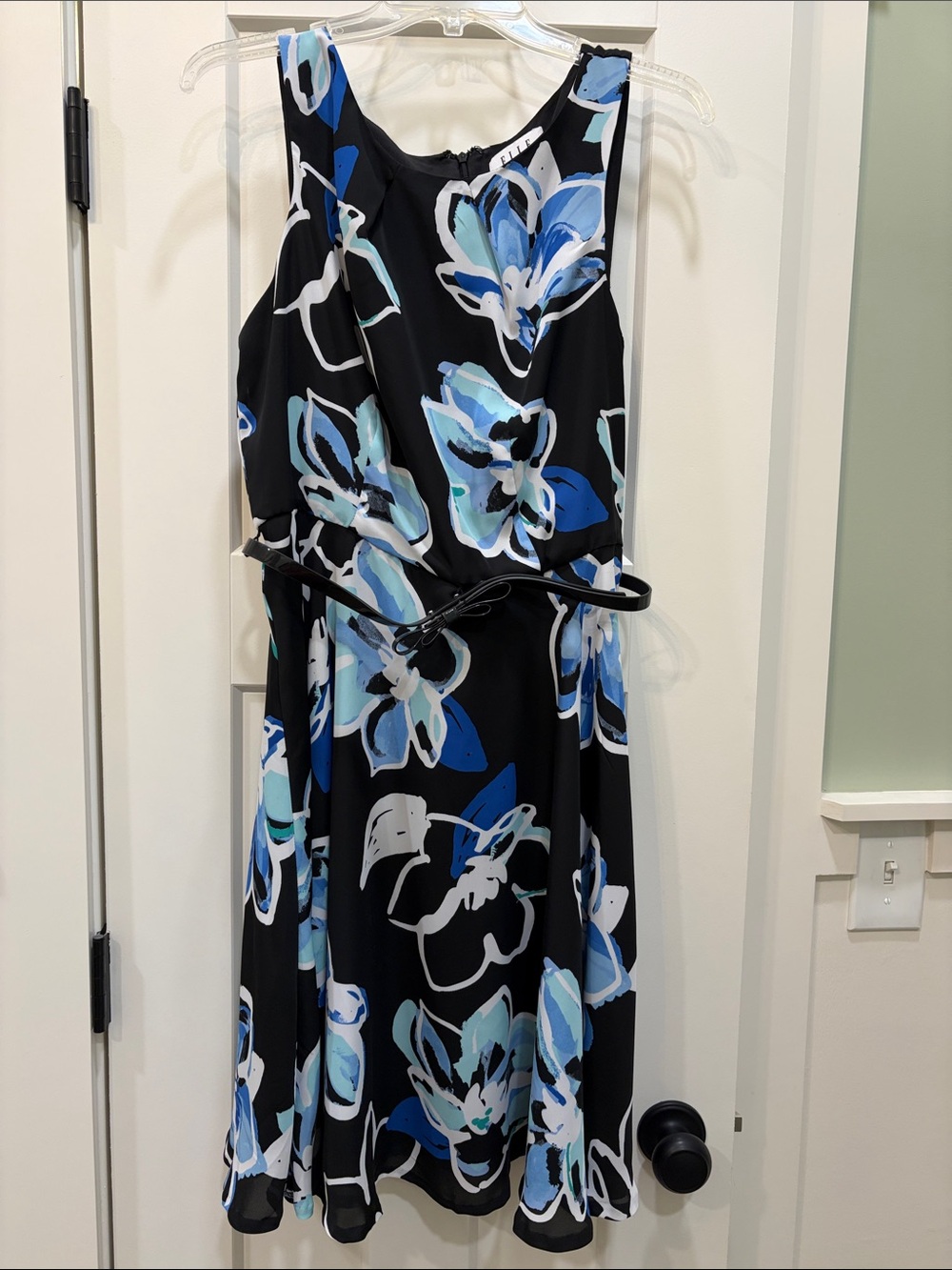 Elle Black Floral Sleeveless Dress with Blue & White Floral Print Size 12